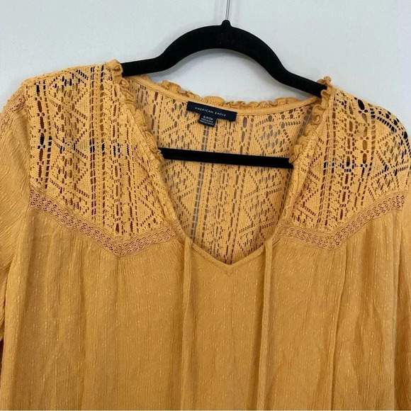 American Eagle Women’s 3/4 Sleeve Mustard Yellow Flowy Lace Top Size S GUC - Picture 4 of 10